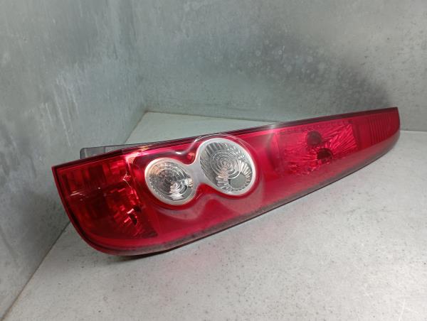 Feu arrière Droite FORD Fiesta V (JH_, JD_) Imagem-1