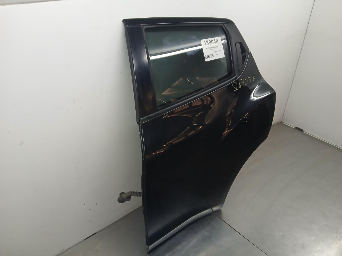 Left rear door NISSAN Juke (F15) Imagem-1