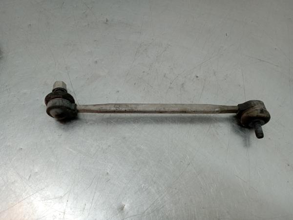Tie rods / stabilizer links VOLKSWAGEN Polo (AW1) Imagem-1