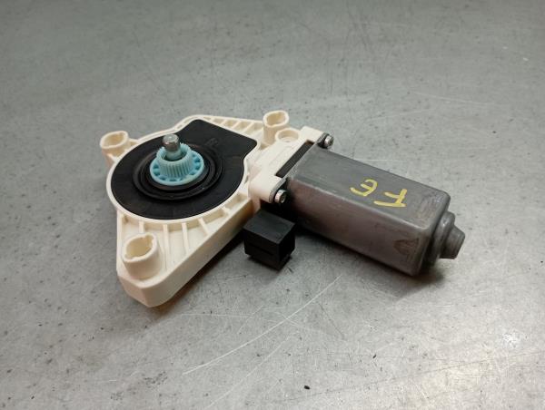 Moteur lève-vitre avant gauche VOLKSWAGEN Golf VII (5G1, BQ1, BE1, BE2)