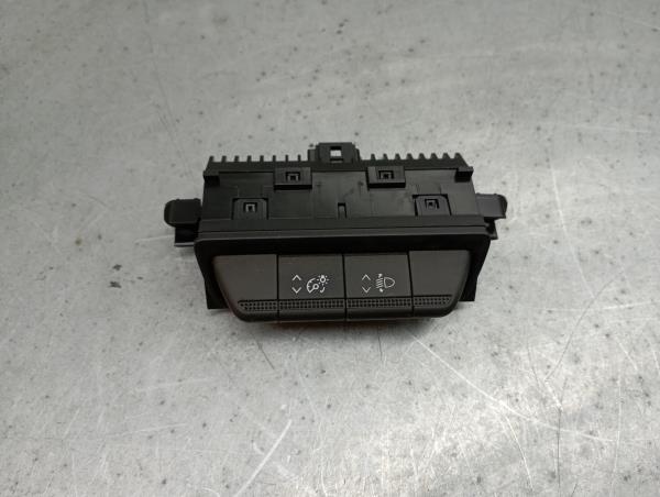 Commande / interrupteur multifonctions RENAULT Captur II