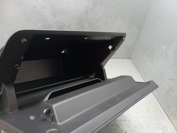 Boîte à gants PEUGEOT 308 III Imagem-2