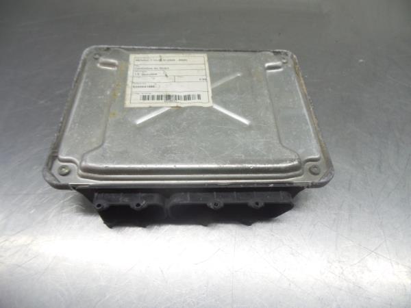 Centralina motor / ECU RENAULT Clio III (BR0/1, CR0/1) Imagem-1