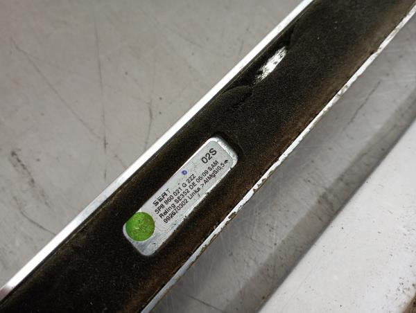 Barra del Tetto SEAT Altea XL (5P5, 5P8) Imagem-9