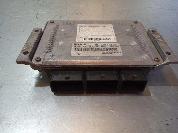 Centralina motor / ECU RENAULT Laguna II (BG0/1_) Imagem-1