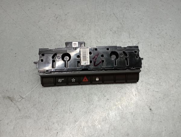 Pulsanti luci di emergenza RENAULT Captur II