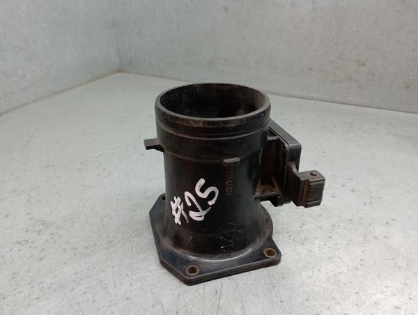 Mass Air Flow Sensor (MAF) VOLKSWAGEN Passat Variant (3B5)