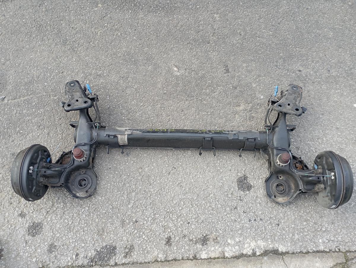 Essieu arrière à tambours CITROËN C3 III Van (SX_, SY_)