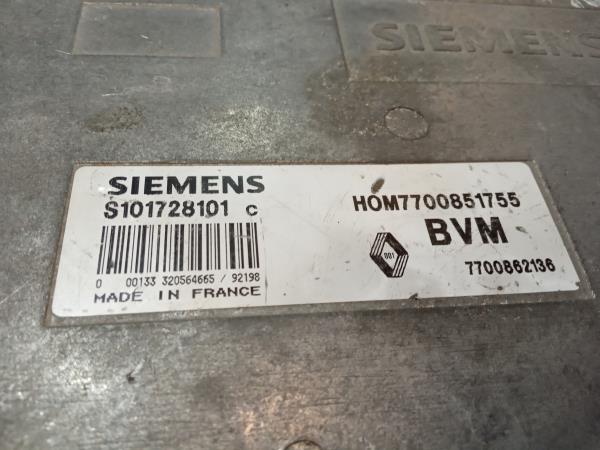 Centralina motor / ECU RENAULT 19 II Cabriolet (D53_, 853_) Imagem-3