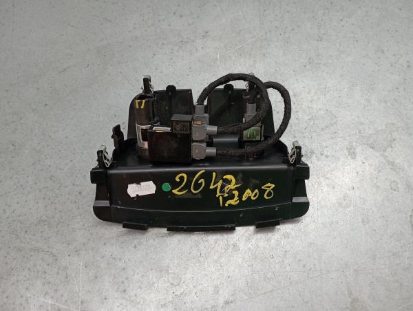 Módulo USB / AUX / IPOD PEUGEOT 2008 I (CU_) Imagem-1