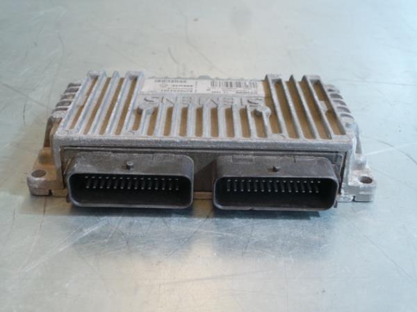 Centralina motor / ECU RENAULT Kangoo (KC0/1_)