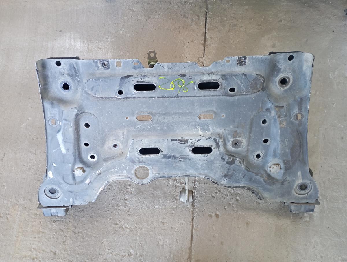 Charriot frente RENAULT Megane IV (B9A/M_) Imagem-1