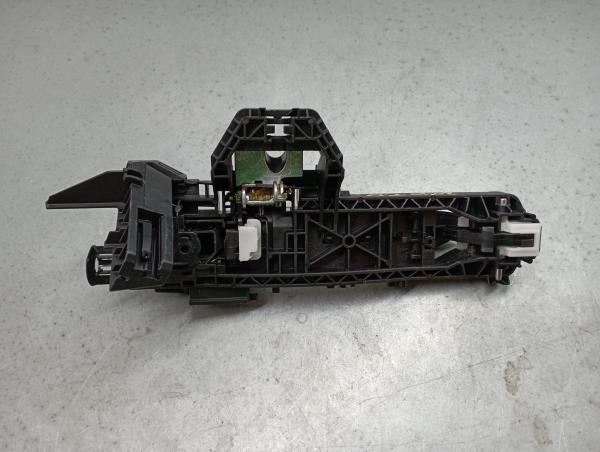 Manija puerta Trasero Derecho MERCEDES-BENZ Classe A (W176) Imagem-1