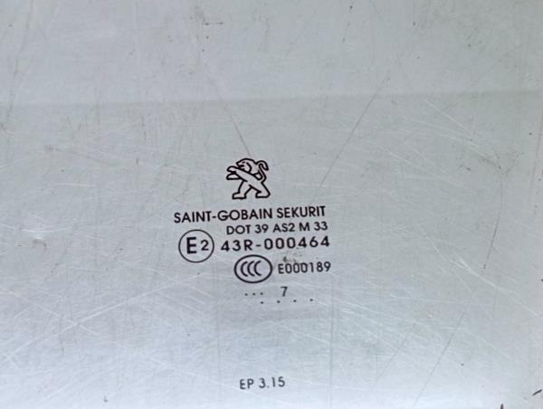 Vetro porta anteriore sinistra PEUGEOT 208 Van Imagem-2