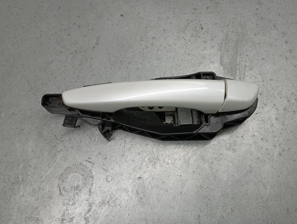 Puxador porta trás esquerdo PEUGEOT 308 SW II