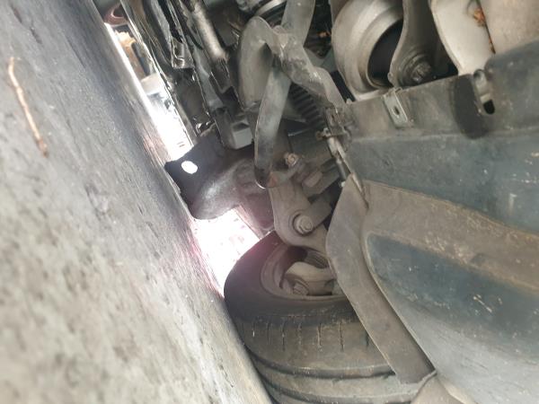 Fusée avant gauche BMW 5 (F10)