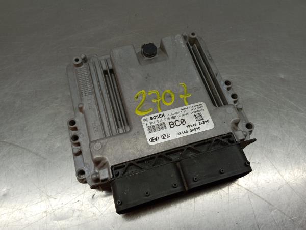 Centralina motor / ECU HYUNDAI i30 (GD)