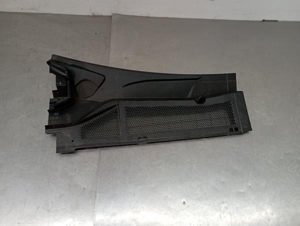 Moulure PEUGEOT 308 III