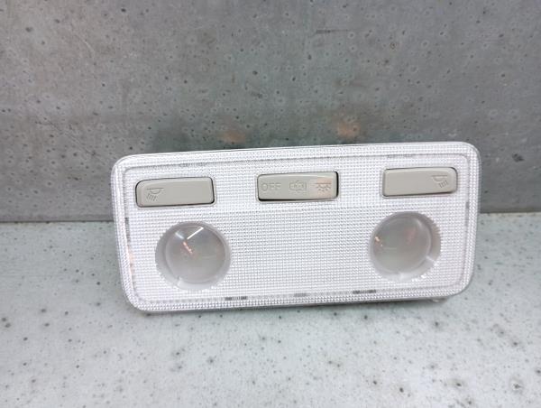 Plafonier frente TOYOTA Yaris (_P13_) Imagem-1