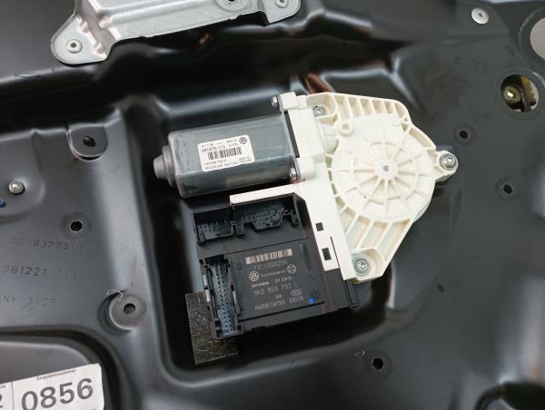 Lève-vitre avant gauche VOLKSWAGEN Passat Variant (3C5) Imagem-2