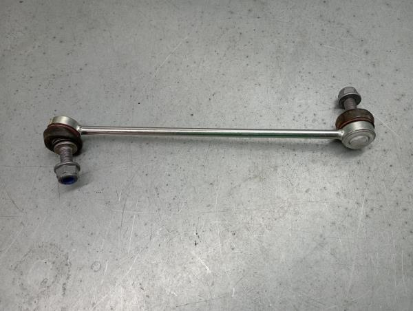 Tie rods / stabilizer links RENAULT Captur II Imagem-1