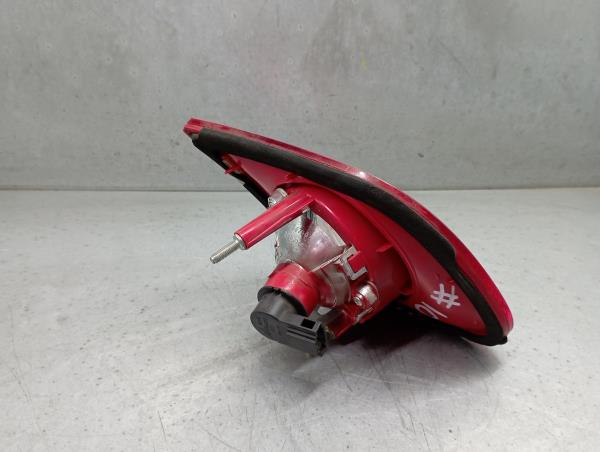 Fanale Destro Baule VOLKSWAGEN Passat (3C2) Imagem-1