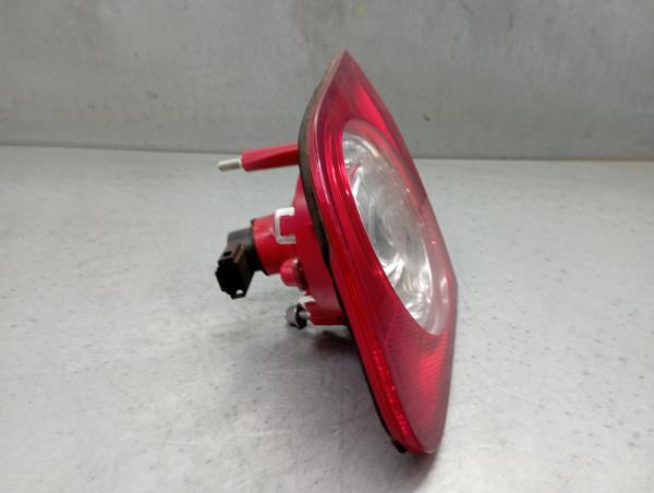 Fanale Destro Baule VOLKSWAGEN Passat (3C2) Imagem-1