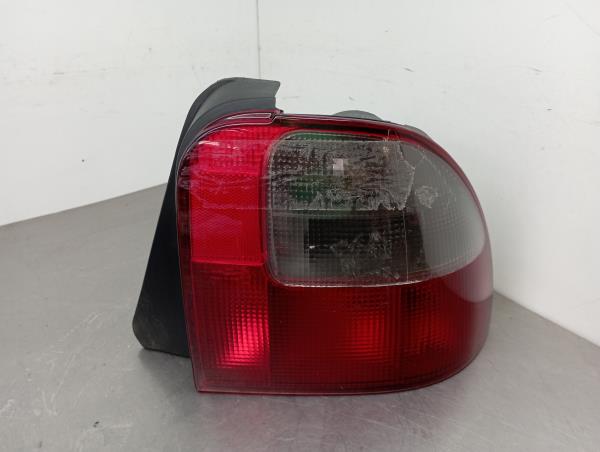 Right Tail light ROVER 400 Hatch (RT)