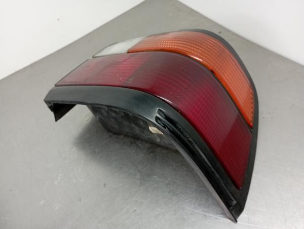 Feu arrière Droite ROVER 400 Sedan (XW) Imagem-3