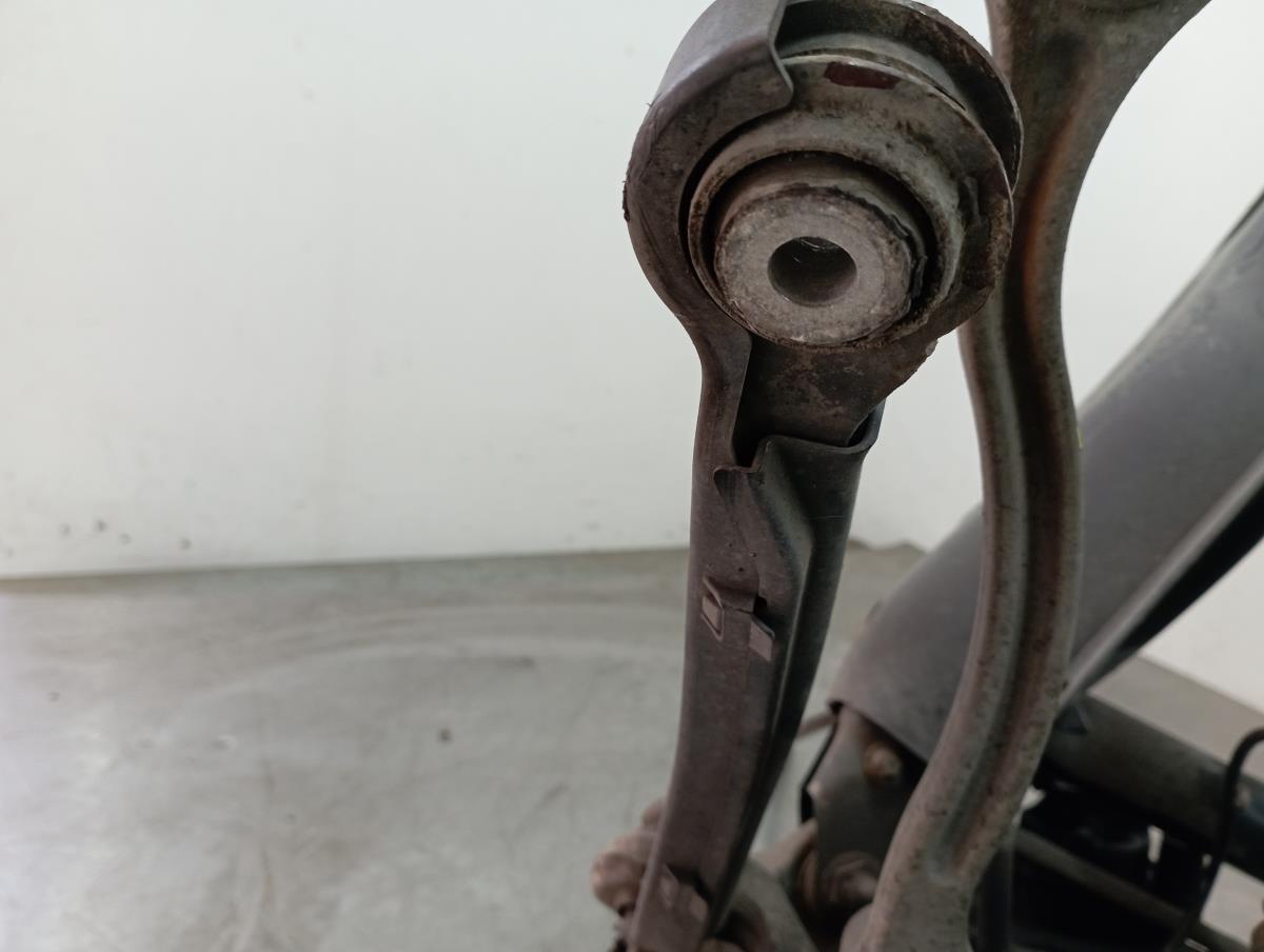 Braccio di sospensione posteriore sinistro MERCEDES-BENZ Classe E (W212) Imagem-1