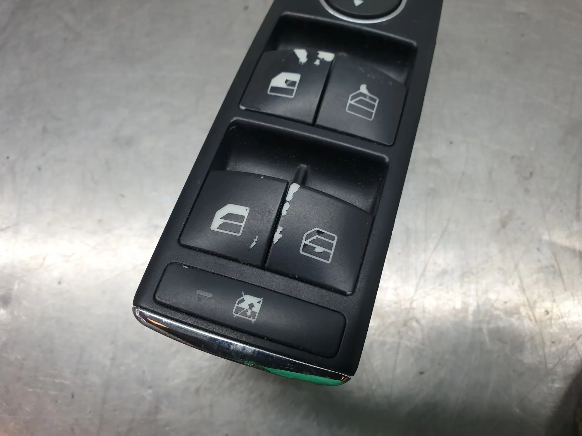 Commande / interrupteur lève-vitre Avant gauche MERCEDES-BENZ Classe E (W212) Imagem-4