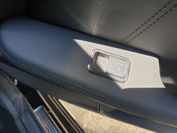 Comando / interruttore alzacristallo posteriore destro MERCEDES-BENZ Classe E (W212)
