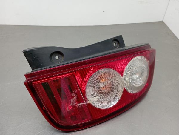 Feu arrière Droite NISSAN Micra III (K12)