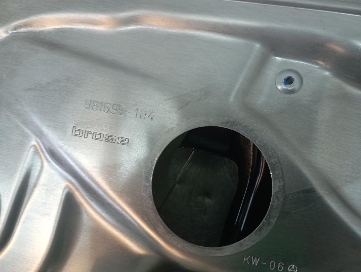 Right rear window regulator MERCEDES-BENZ Classe E (W212) Imagem-2