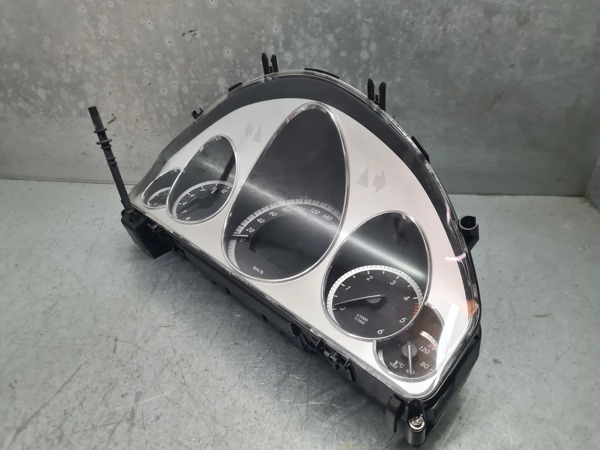 Quadrante / painel de instrumentos MERCEDES-BENZ Classe E (W212) Imagem-1