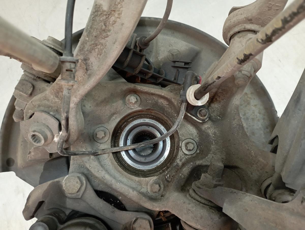 Fusello posteriore sinistro MERCEDES-BENZ Classe E (W212) Imagem-1