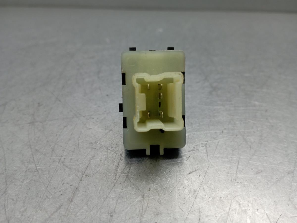 Mando / interruptor elevalunas delantero derecho DACIA Sandero III Imagem-3