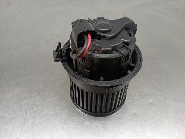 Moteur de chauffage PEUGEOT 208