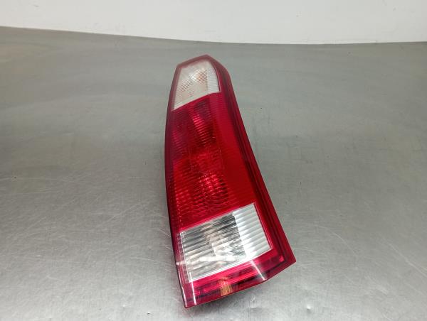 Feu arrière Droite OPEL Meriva A