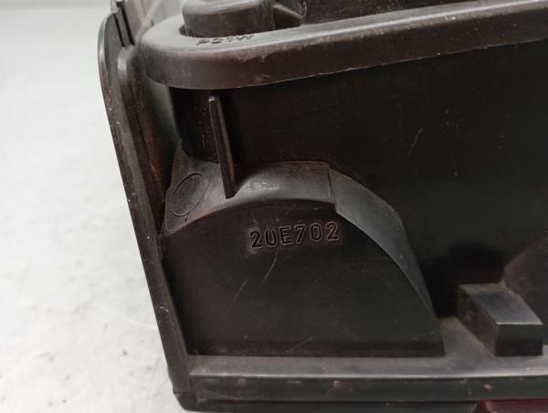 Feu arrière Droite PEUGEOT 406 Break (8E/F) Imagem-4