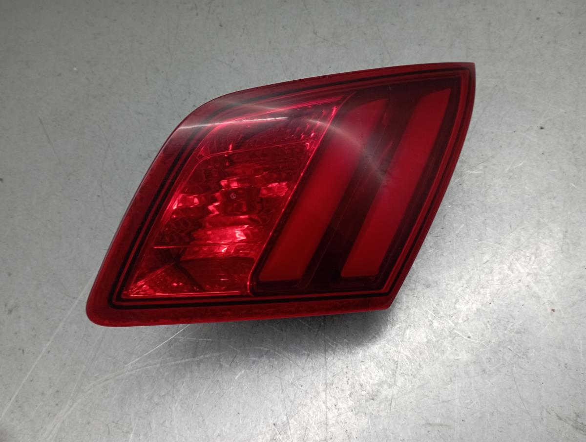 Fanale Destro Baule PEUGEOT 308 II Imagem-1