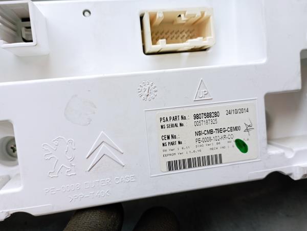 Instrument cluster PEUGEOT 308 II Imagem-5