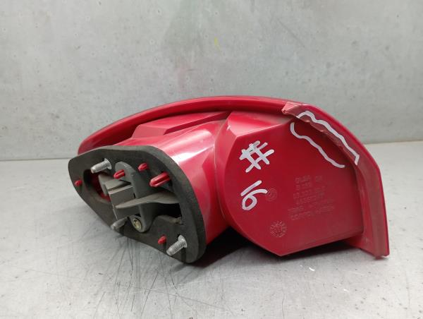 Feu arrière Droite ALFA ROMEO 147 (937_) Imagem-3