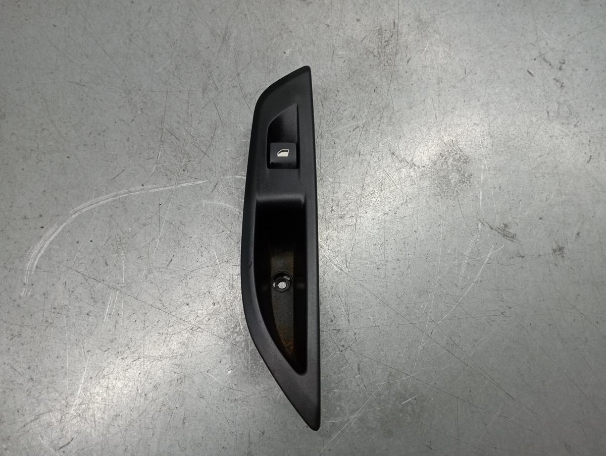 Mando / interruptor elevalunas delantero derecho PEUGEOT 208 II