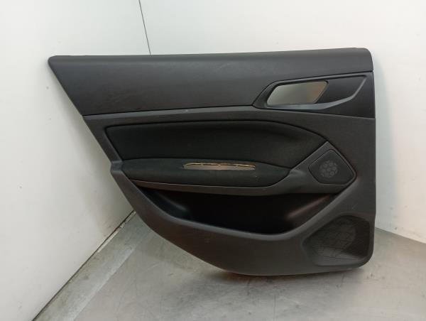 Forra porta / quartela trás esquerda PEUGEOT 308 II