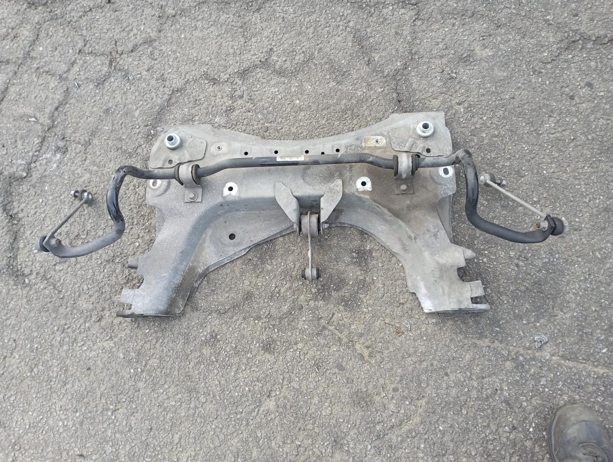 Front subframe RENAULT Clio IV (BH_)