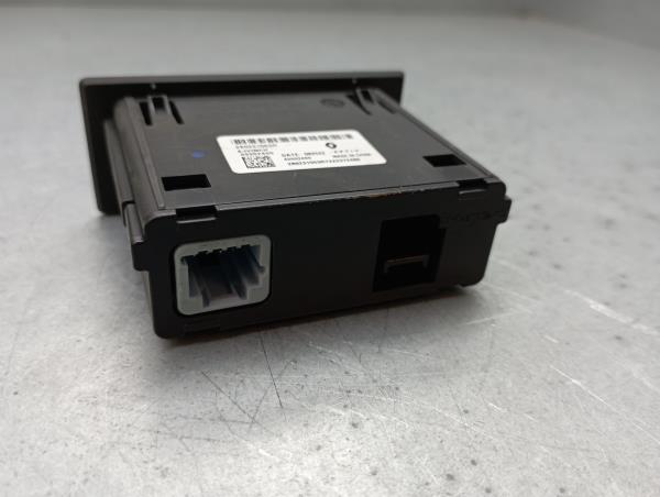 Módulo USB / AUX / IPOD RENAULT Clio V (BF_) Imagem-1