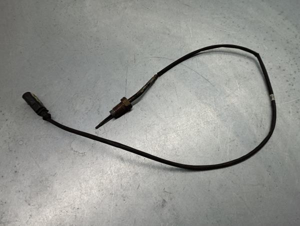 Lambda sensor VOLKSWAGEN Golf VI (5K1)