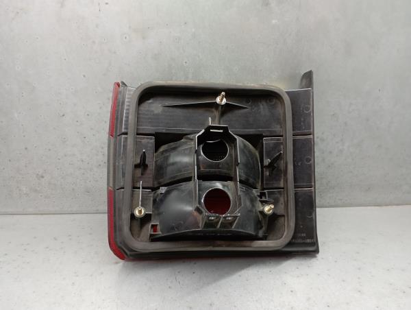 Feu de coffre Gauche VOLKSWAGEN Passat (3A2, 35I) Imagem-2