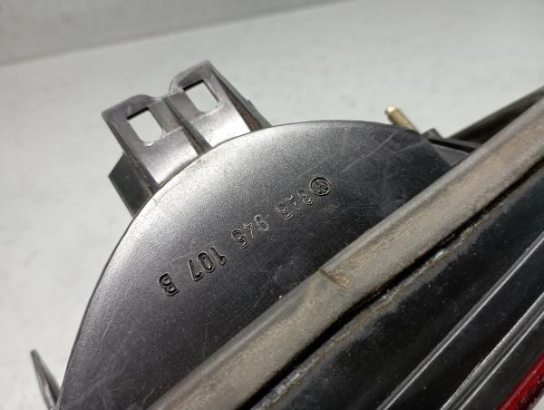 Feu de coffre Gauche VOLKSWAGEN Passat (3A2, 35I) Imagem-4